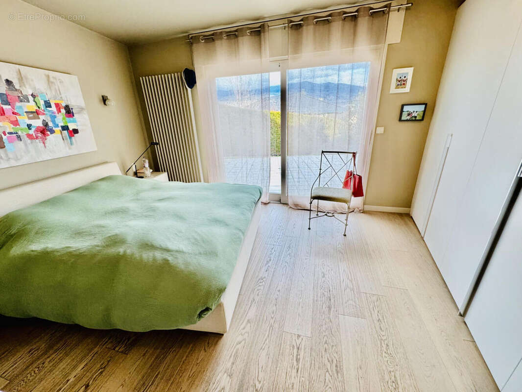 CH 1 - Maison à VETRAZ-MONTHOUX