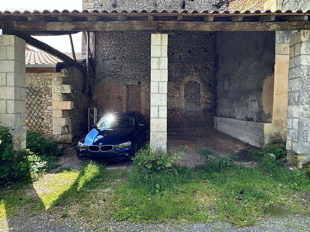 Maison à BEAURONNE