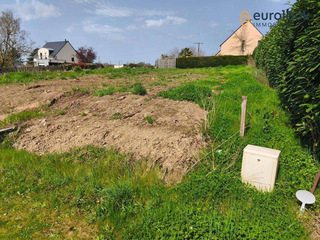 Terrain à MISSIRIAC