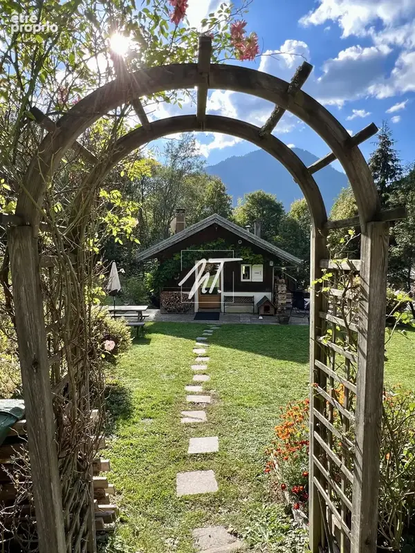 Authentique chalet de charme - acces privatif a la riviere - photo 3