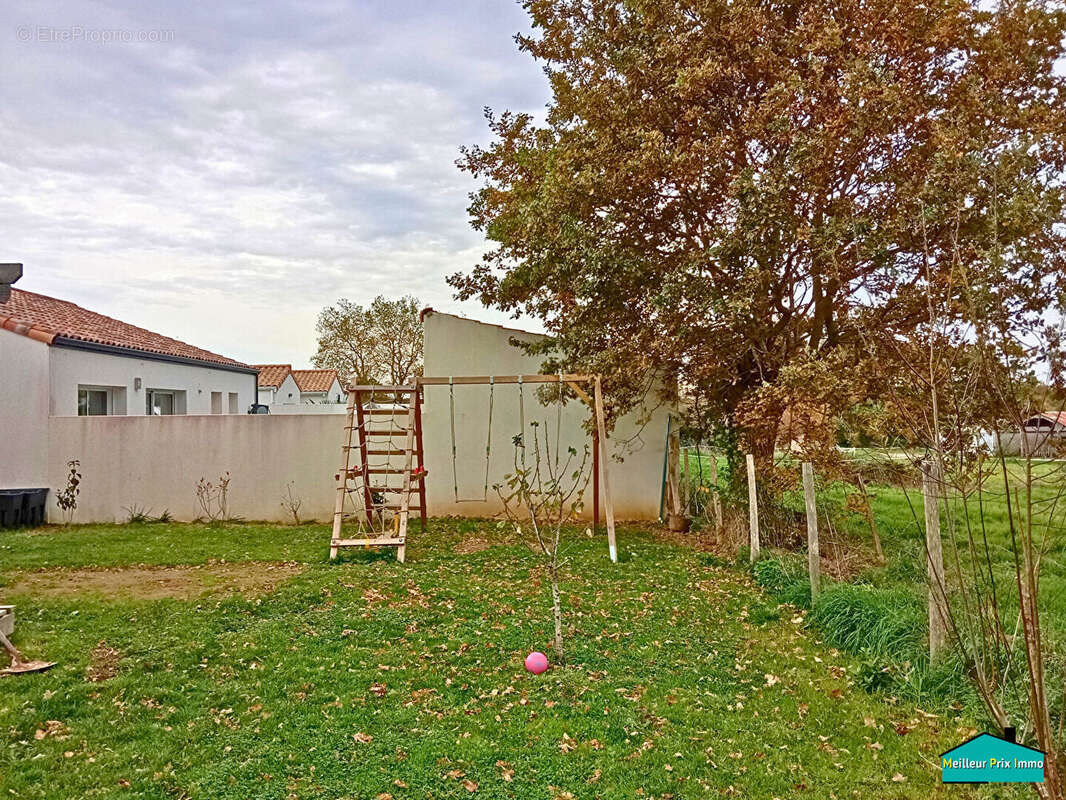 Maison à LA LIMOUZINIERE