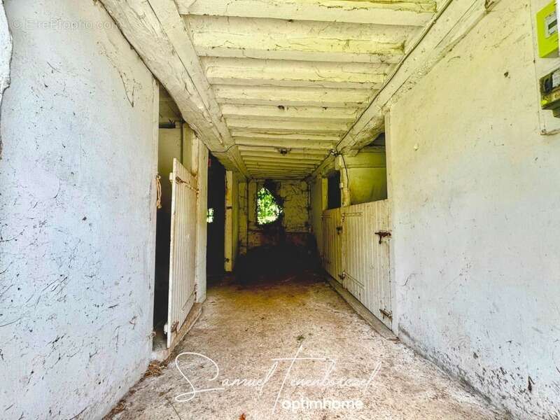 Maison à CROISSANVILLE