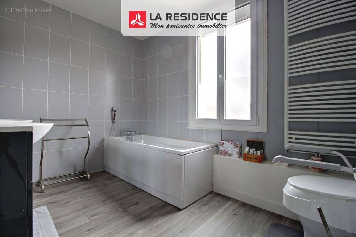 Maison 112 m² à Oissel  - photo 5