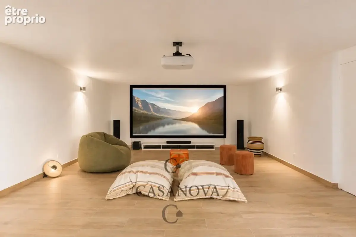 Castelnau-le-lez  villa moderne entièrement rénovée aux prestations haut de gamme. - photo 21