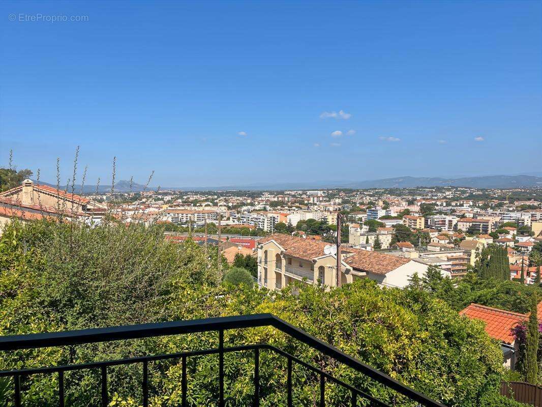 Maison À Vendre composée de 2 appartements (3 et 4 pièces) - photo 28