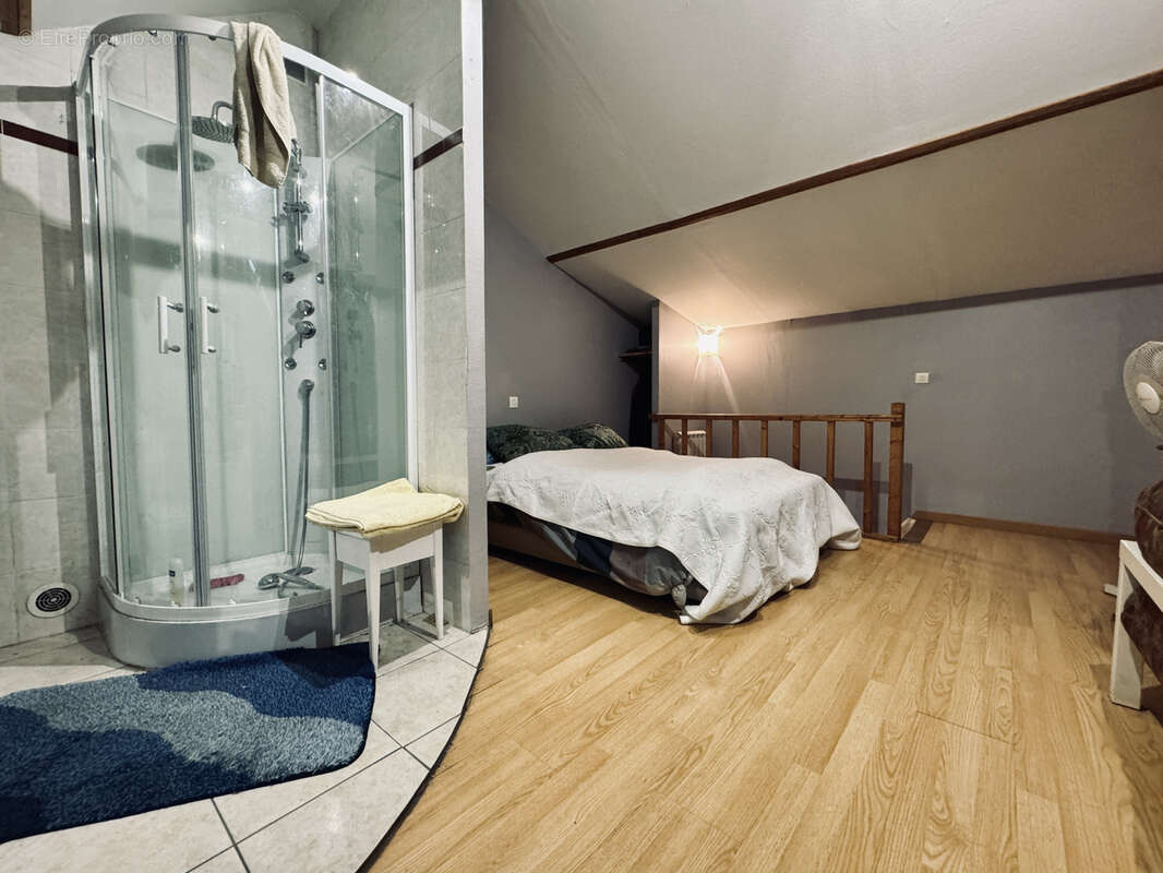 Maison à SAINT-HILAIRE-PEYROUX