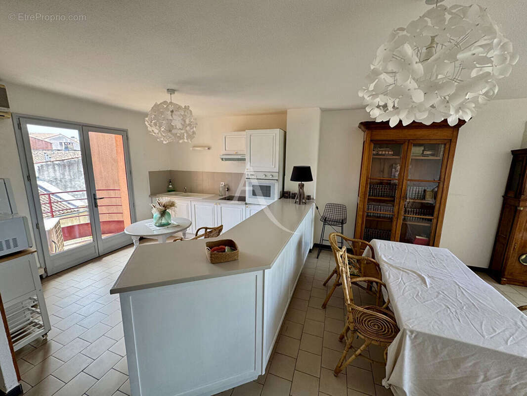 Appartement Nimes 3 pièce(s) 89.70 m2 - photo 4