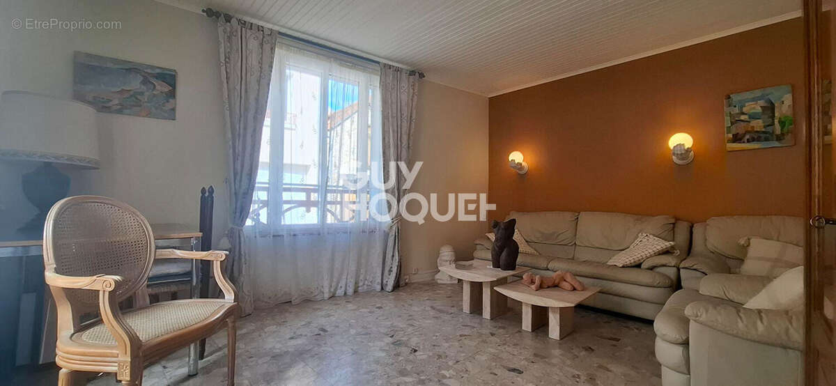 Maison à AUBERGENVILLE