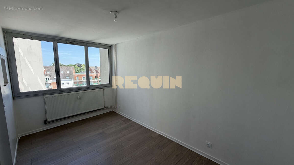 Appartement 74 m² à Lille  - photo 2