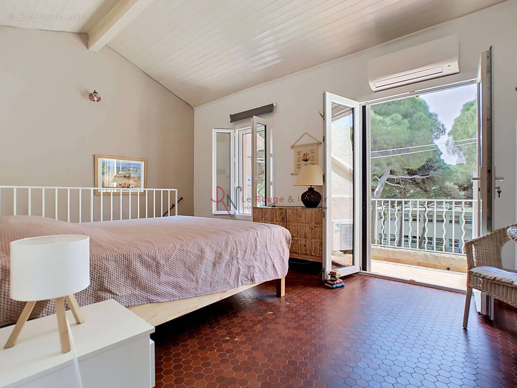 Appartement à HYERES