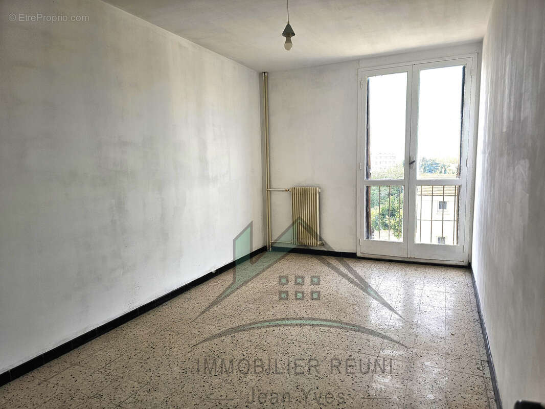 Appartement à PORT-DE-BOUC