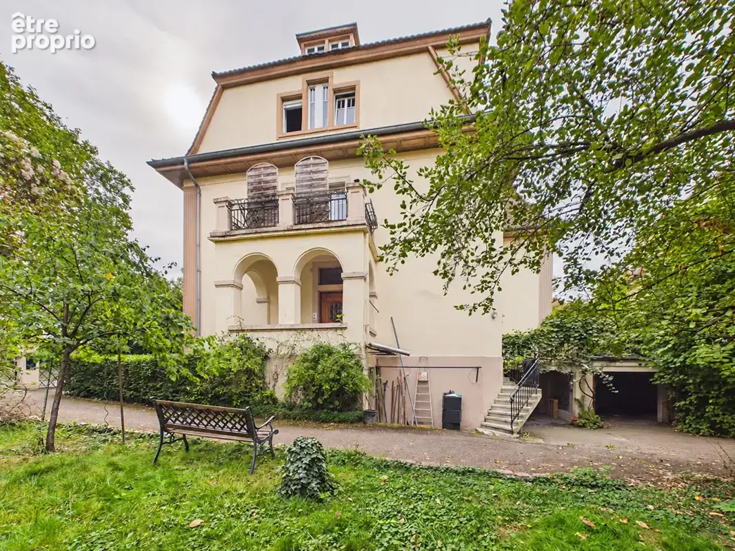 QUARTIER DES XV - Appartement F6 de 153 m² avec une terrasse et 3 balcons - photo 15
