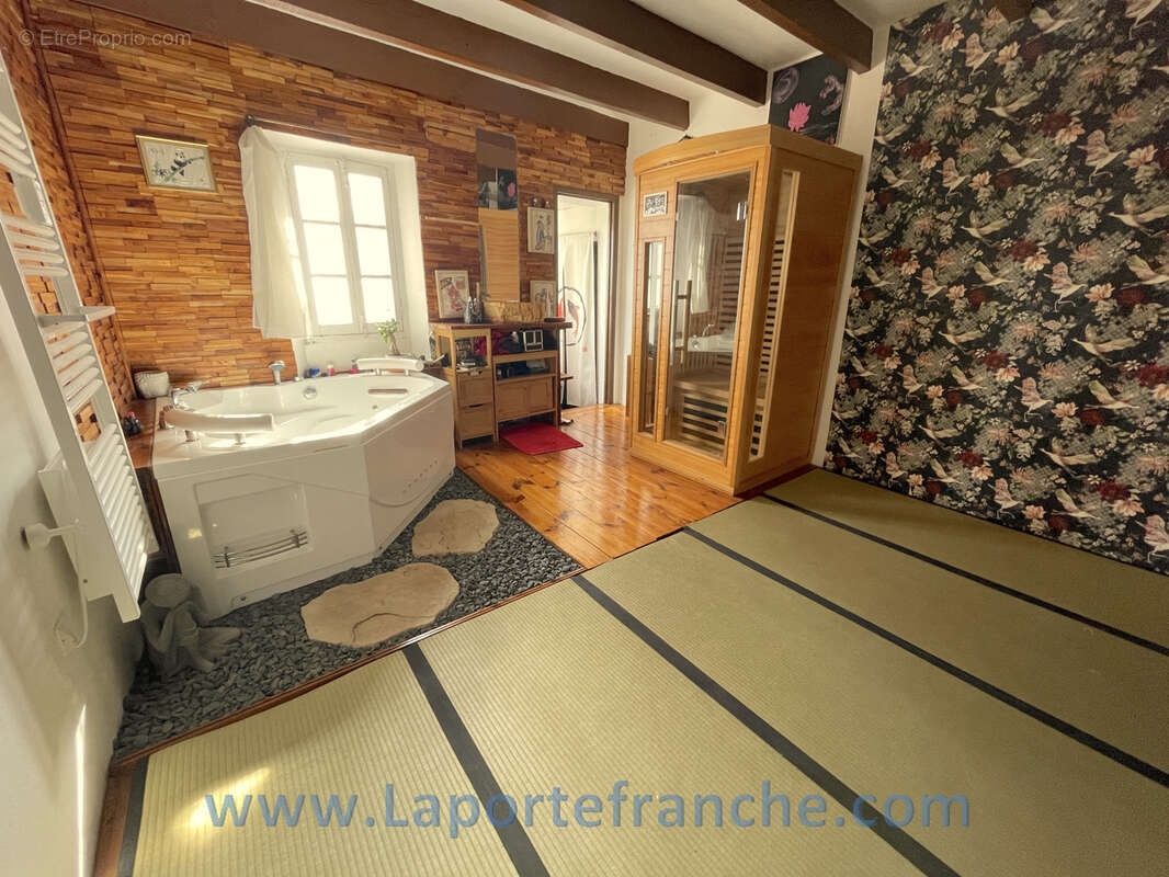 Maison à CAGNES-SUR-MER