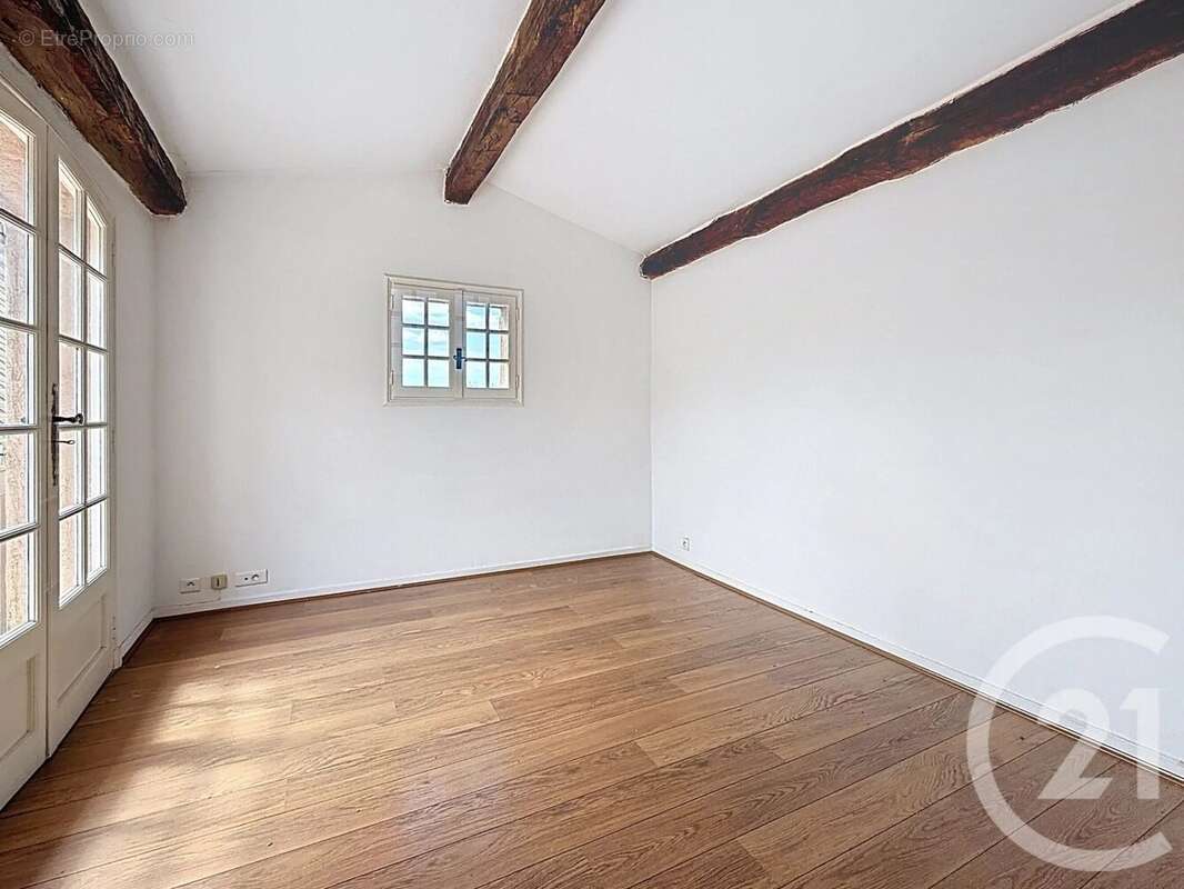 Maison à MOUGINS