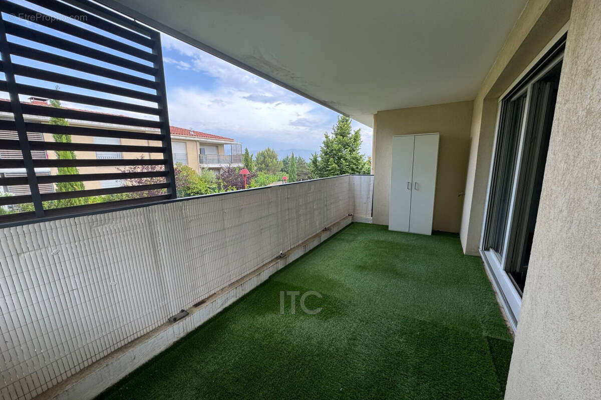 Appartement à TRETS