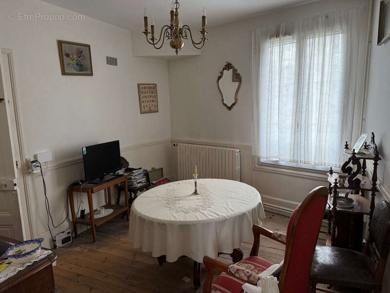 Maison à GRISY-LES-PLATRES