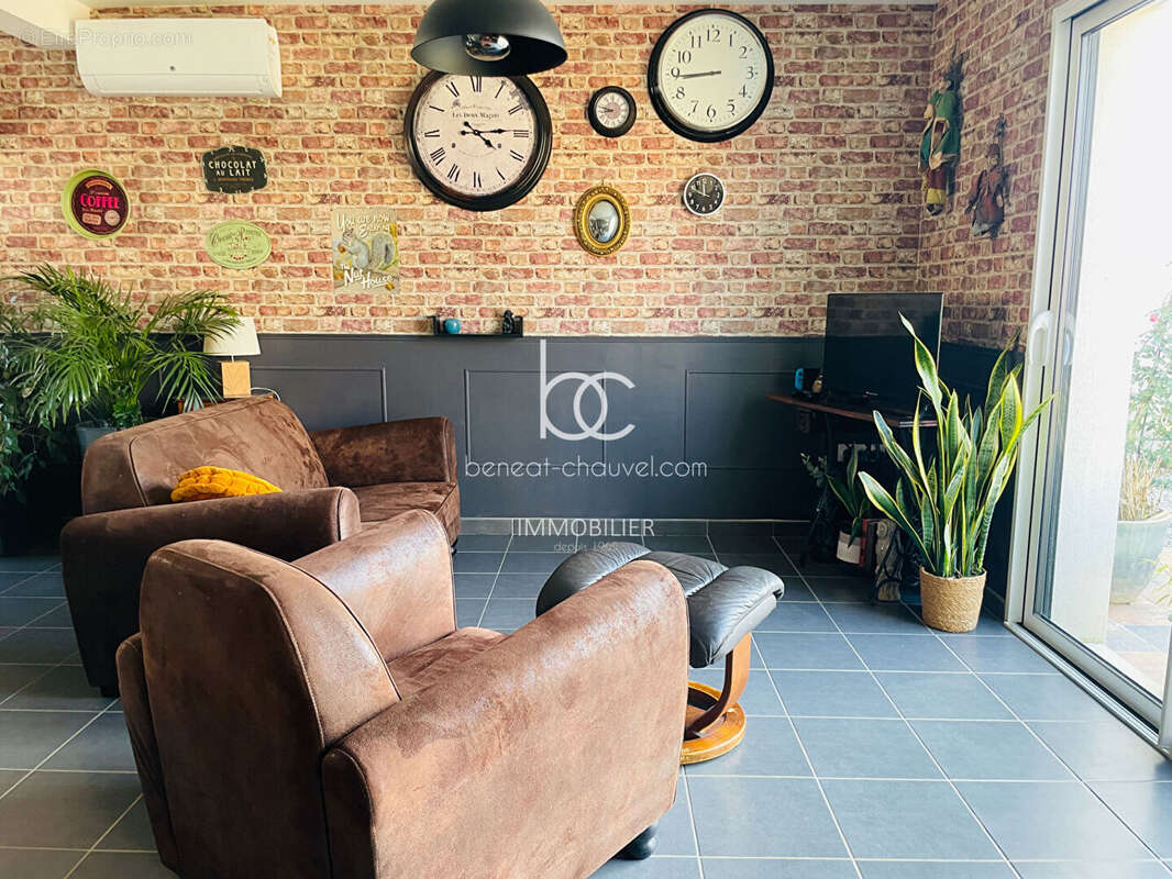 Maison à LE TOUR-DU-PARC