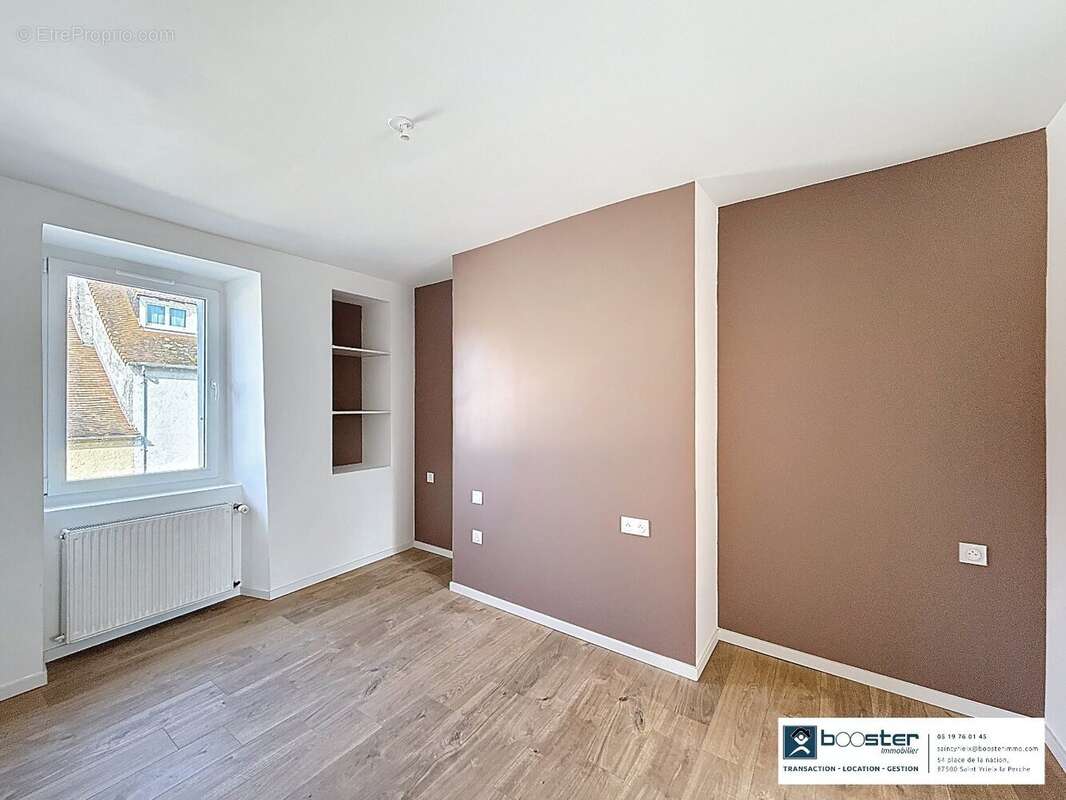 Maison à SAINT-YRIEIX-LA-PERCHE