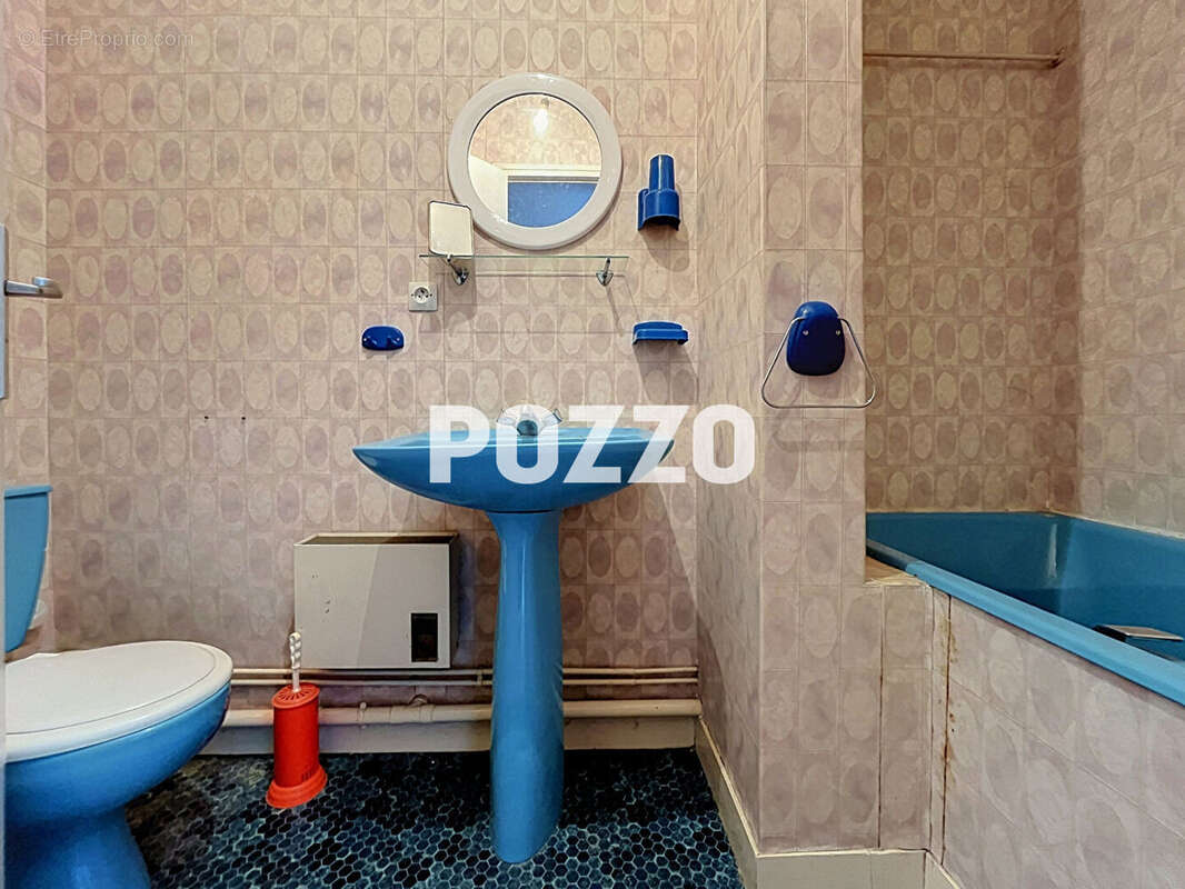 Appartement à JULLOUVILLE
