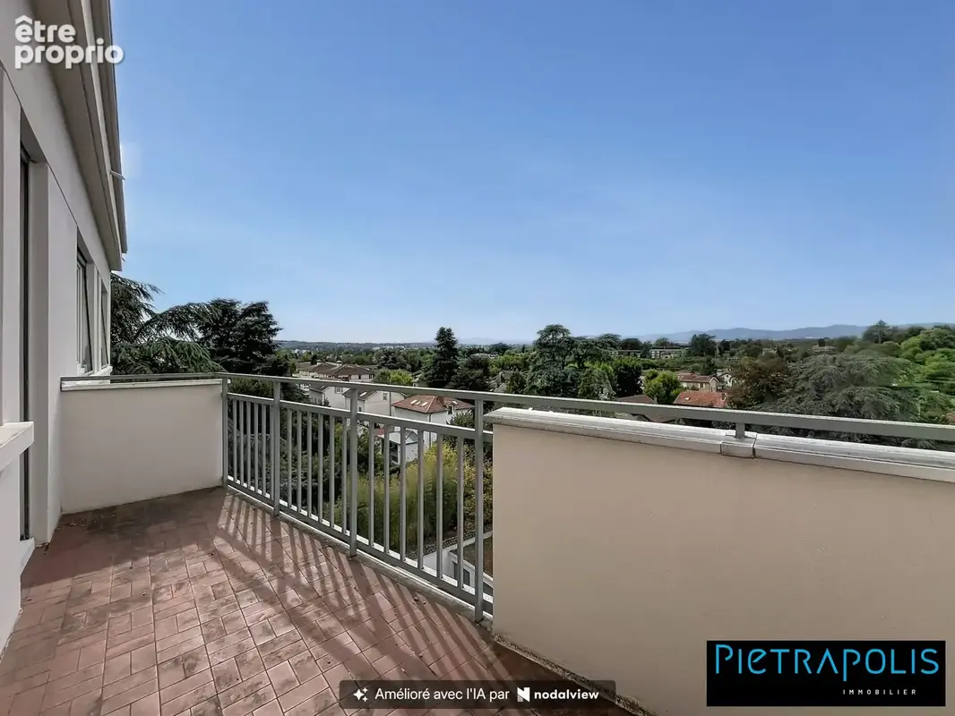 Appartement 4 pièces 106 m² à vendre à Tassin-La-Demi-Lune (69160) - photo 5