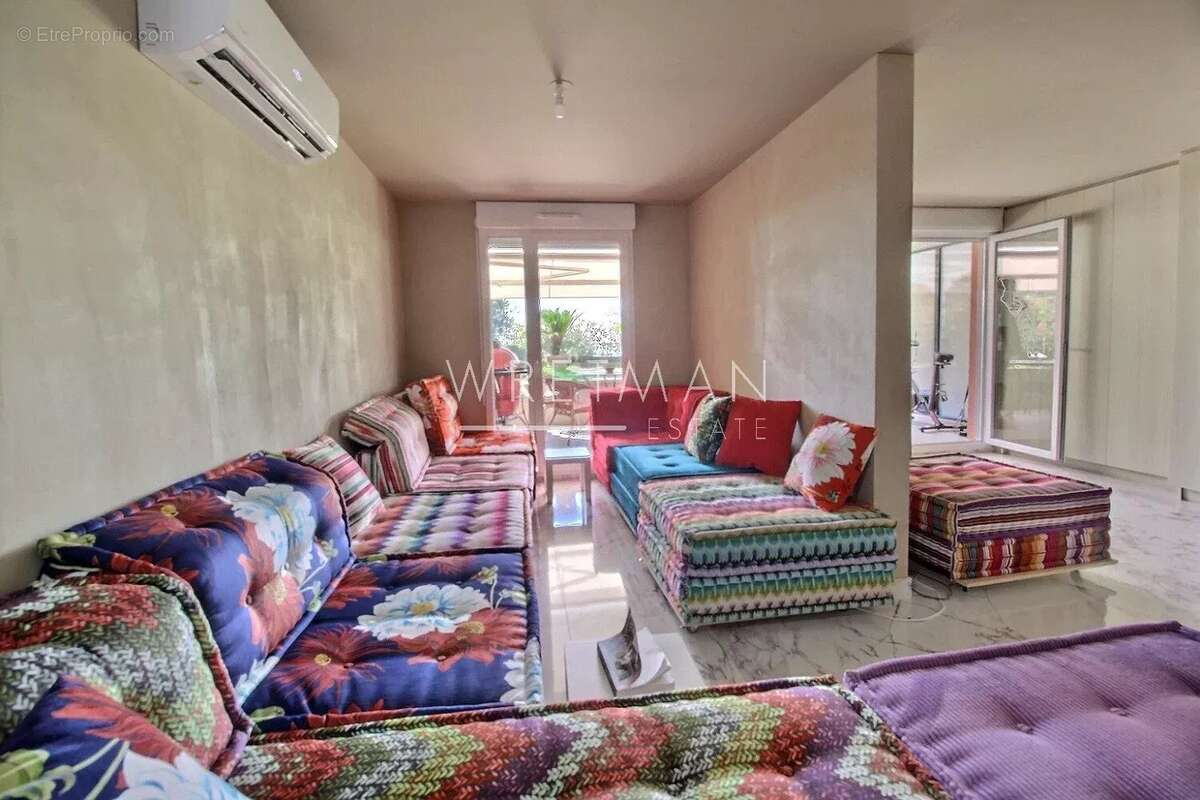 Appartement à VENCE