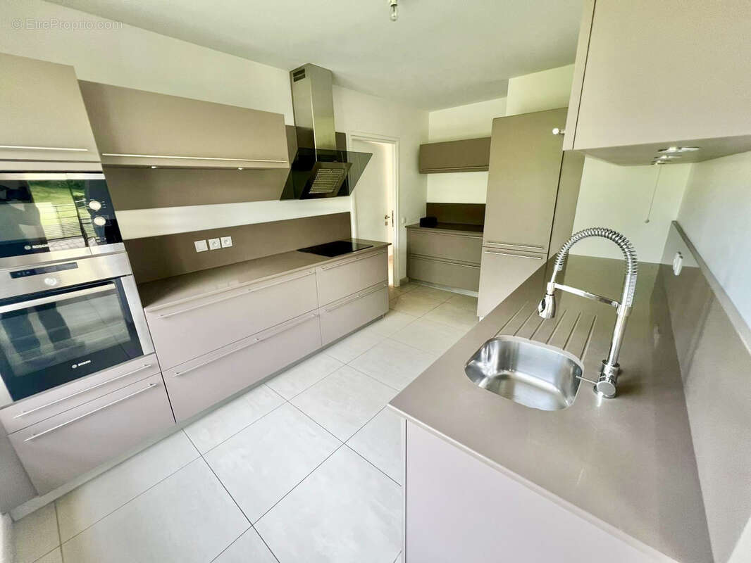 Appartement à DIVONNE-LES-BAINS