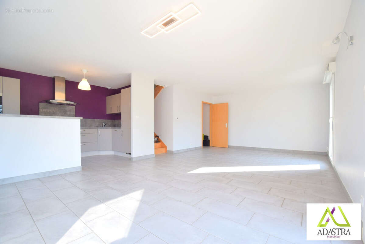 Appartement 83 m² à Thann  - photo 4