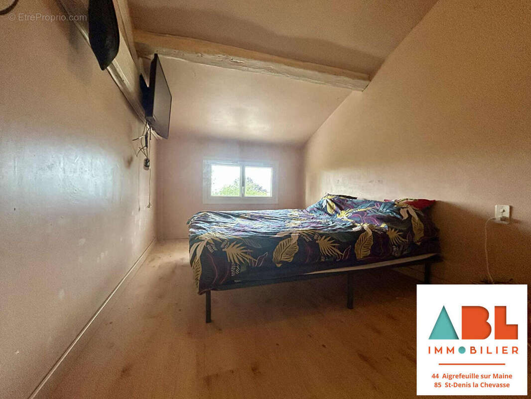 Maison à SAINT-DENIS-LA-CHEVASSE