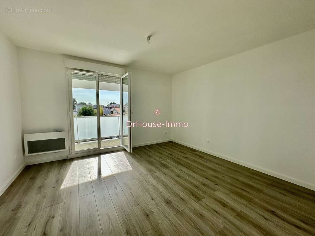 Appartement 27 m² à Pessac  - photo 4