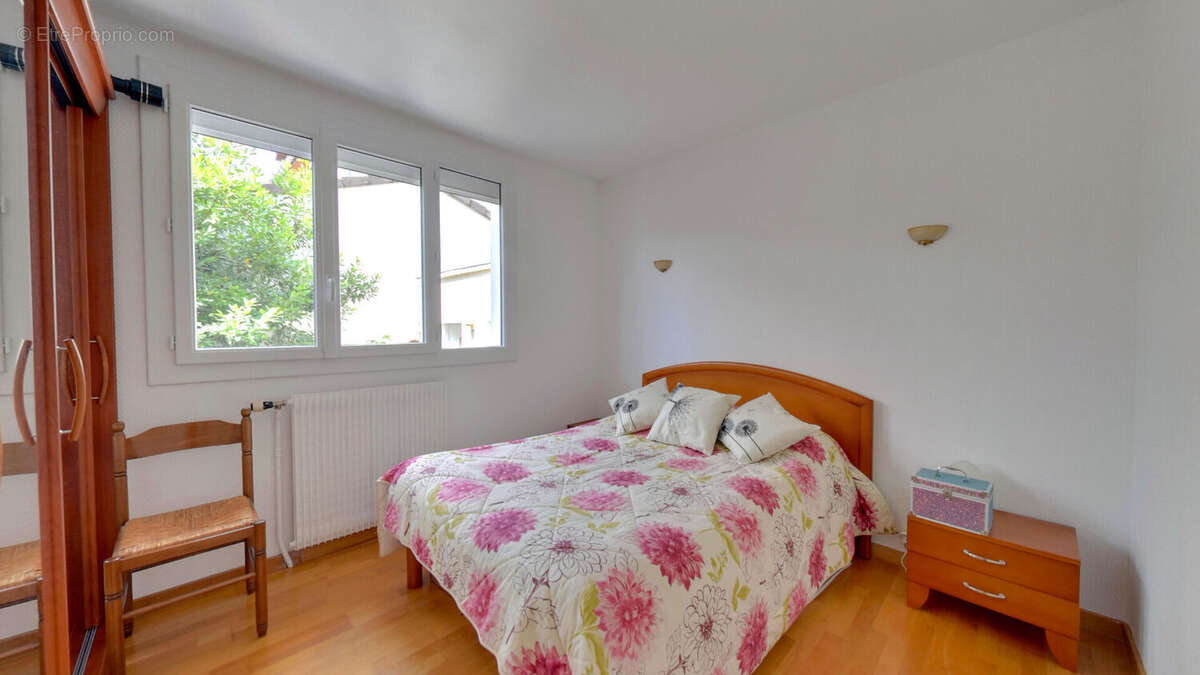 Maison à ROISSY-EN-BRIE