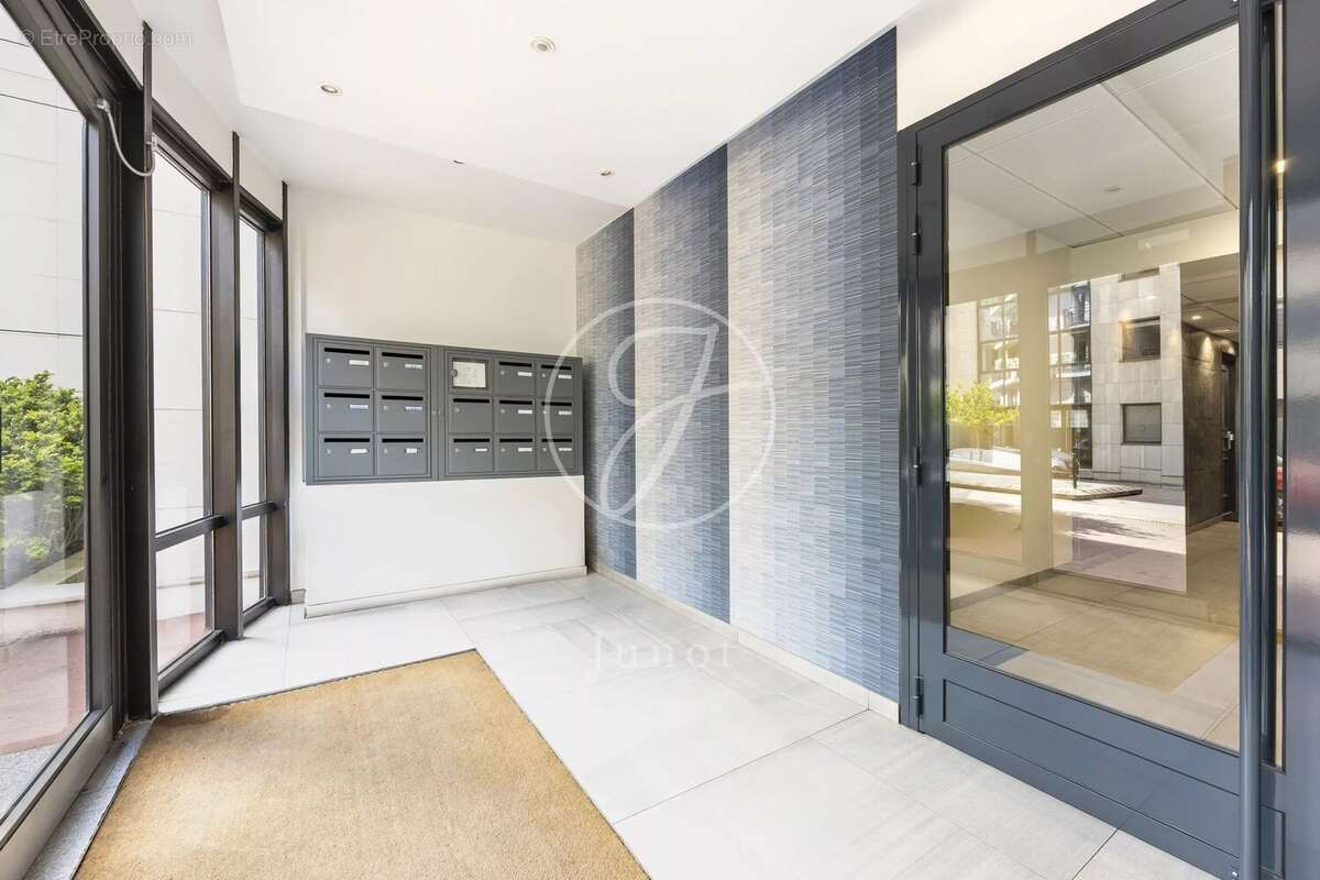 Commerce à LEVALLOIS-PERRET