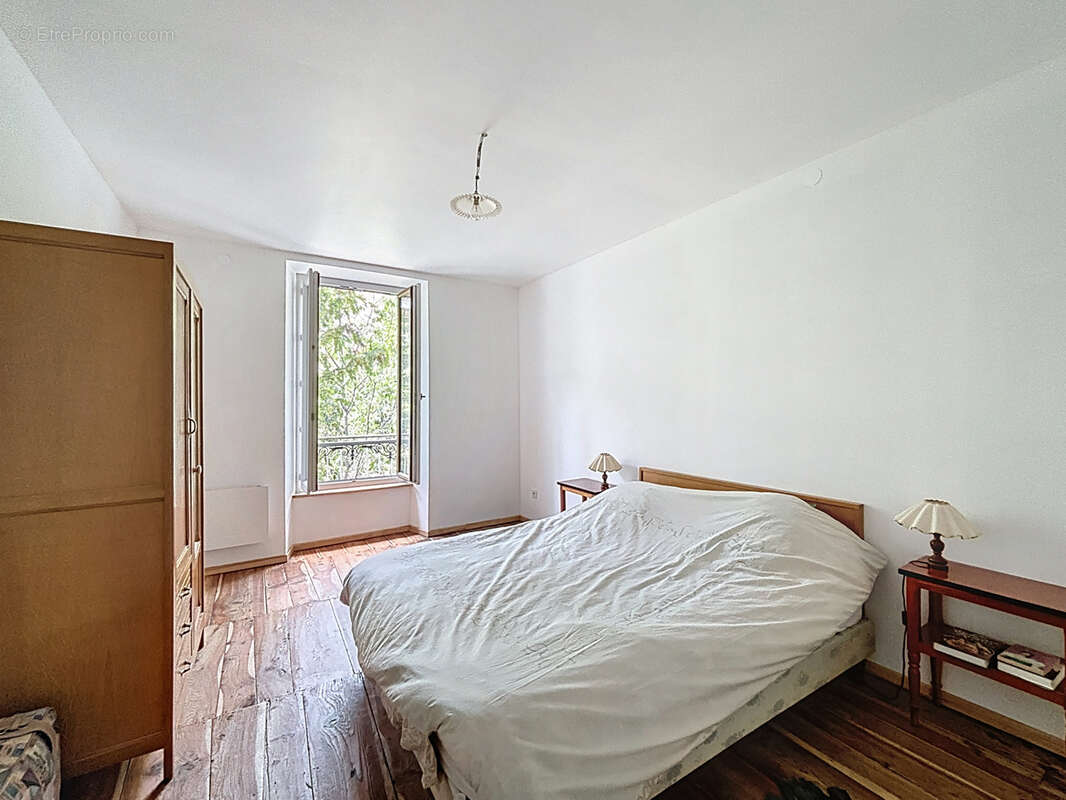 Appartement à LA CONDAMINE-CHATELARD