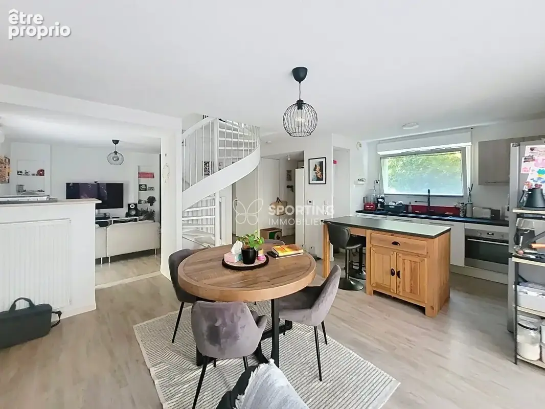 Floirac  Charmante maison T3 avec la possibilité de créer une 3eme chambre - photo 2