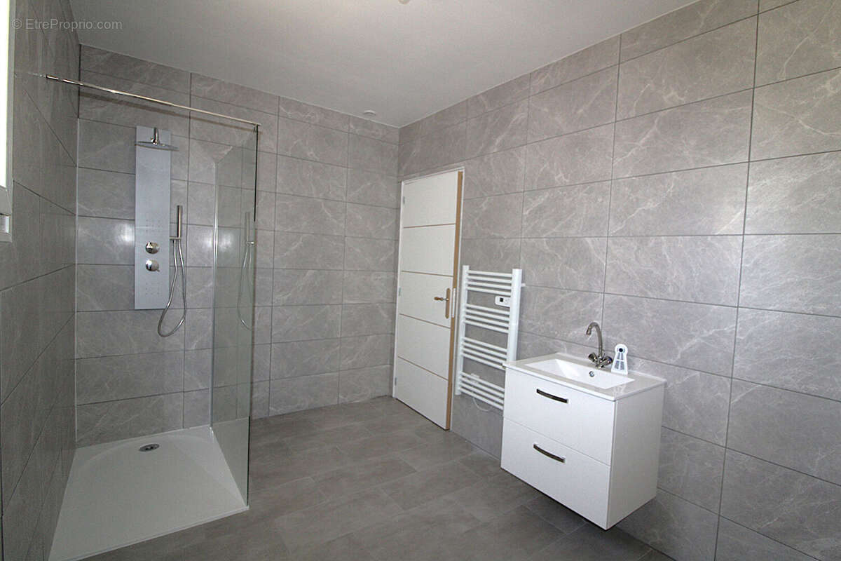 Maison à MONTIER-EN-DER