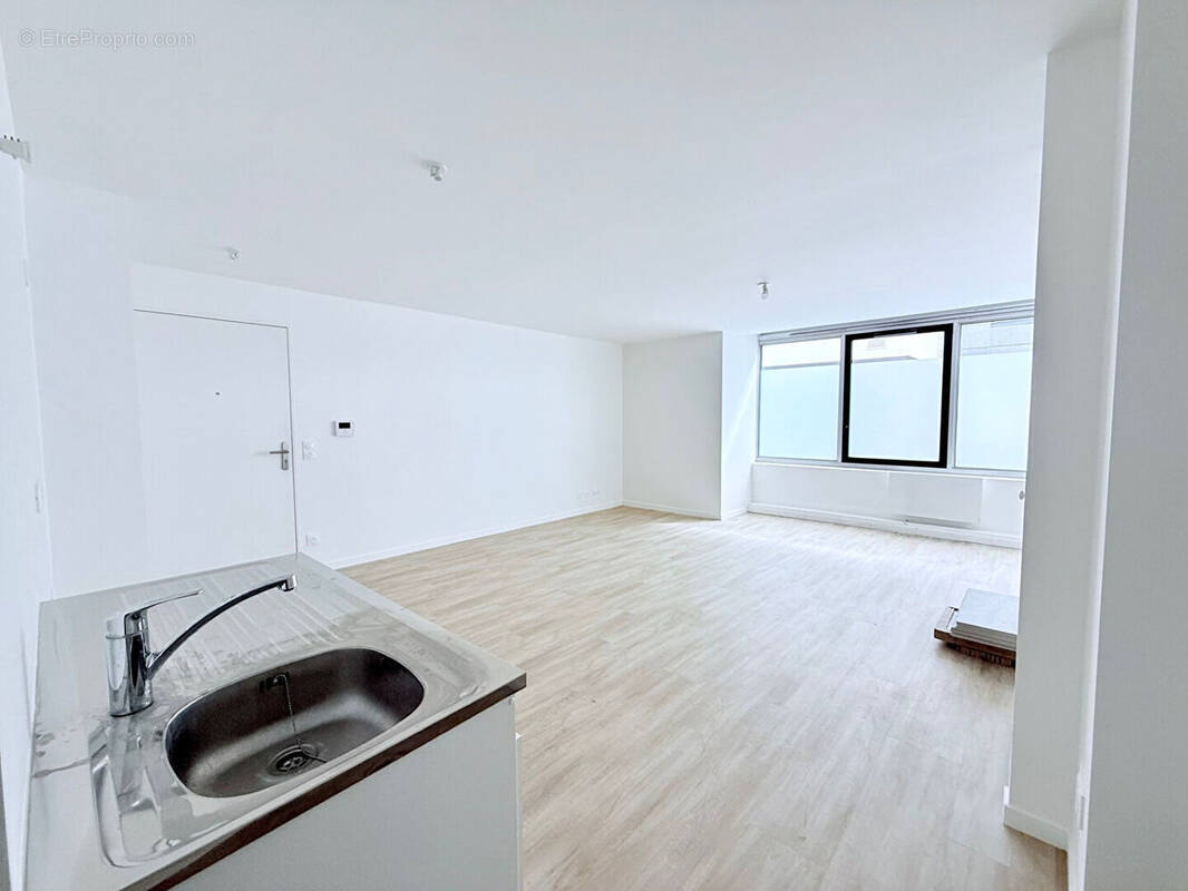Appartement à SURESNES