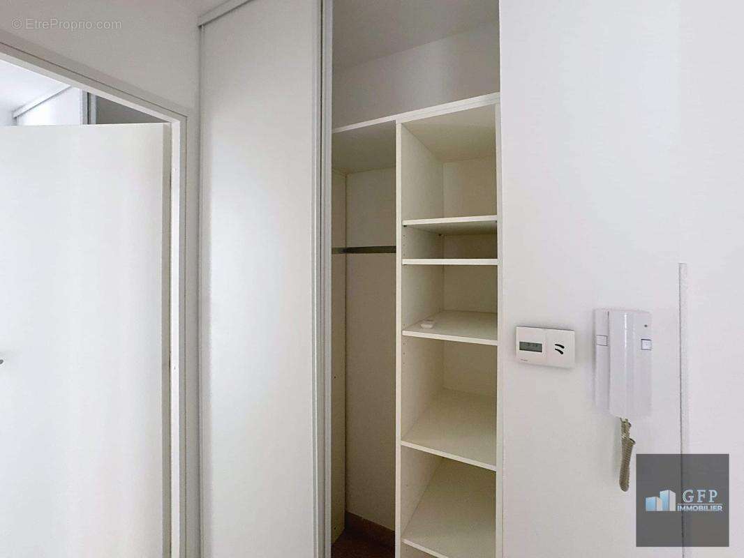 Appartement à BORMES-LES-MIMOSAS