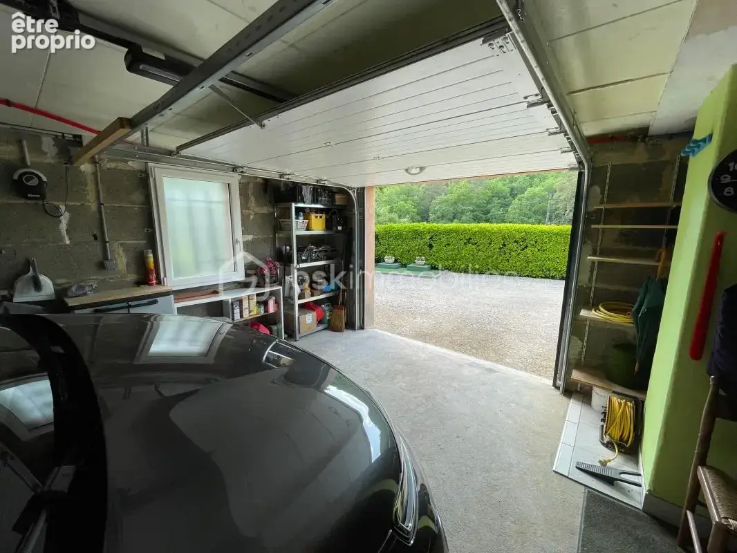 Maison sur sous-sol complet rénovée avec soins sur 3532 m² de terrain non clos - photo 27