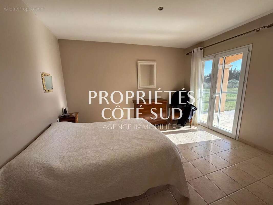 Maison à ROCHEFORT-DU-GARD