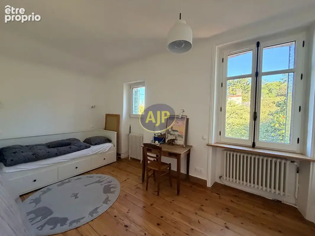 VÉRITABLE COUP DE COEUR  ; LE CHARME ET L'ÉLÉGANCE DU XIX SIÈCLE  Laissez-vous séduire par cette charmante maison d'environ 150  - photo 12
