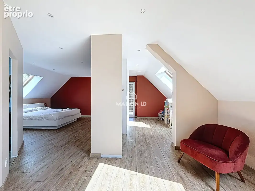 Maison contemporaine de 2019 - 4 chambres - Vie de plain-pied - photo 2