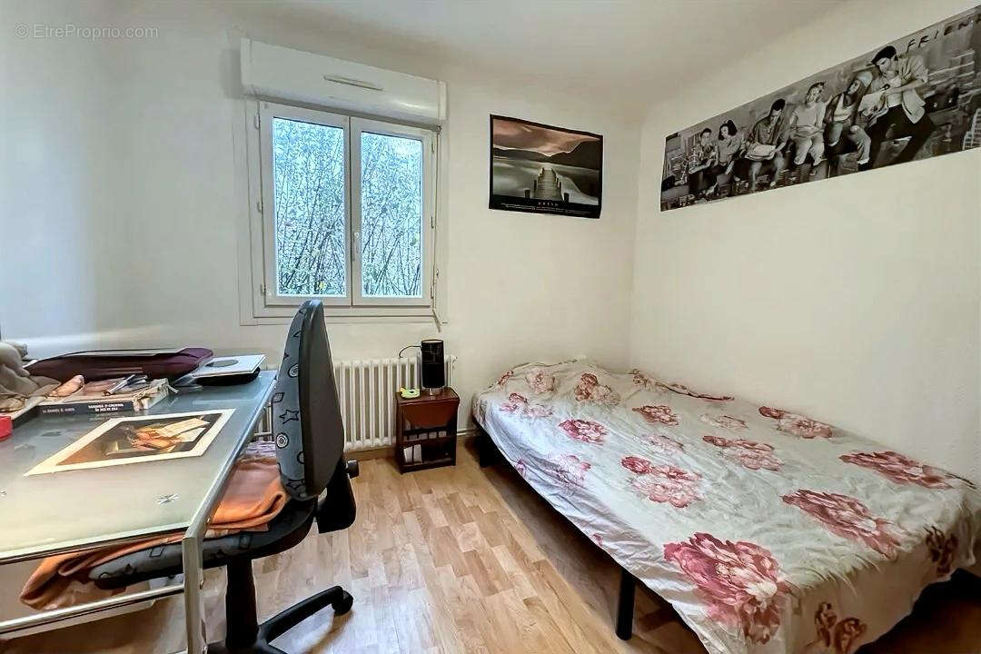 Appartement à BOUGUENAIS
