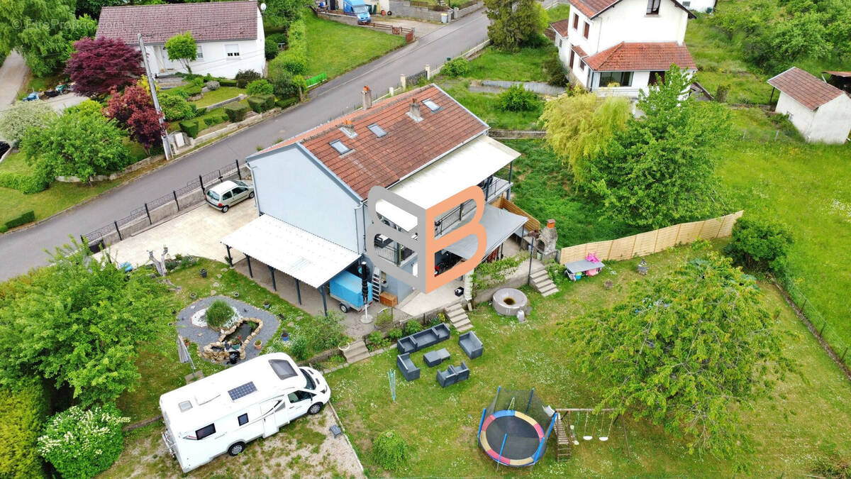 Maison à AUDUN-LE-ROMAN