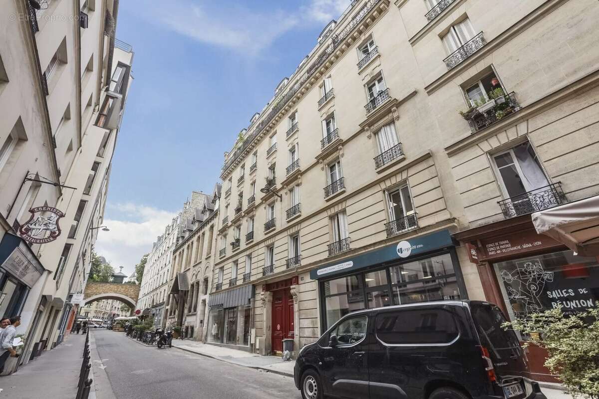 Appartement à PARIS-12E