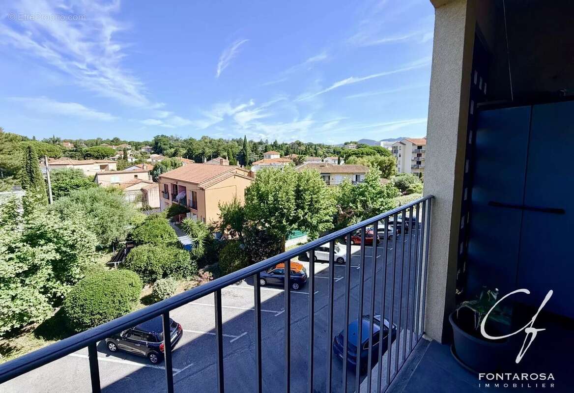 Appartement à FREJUS