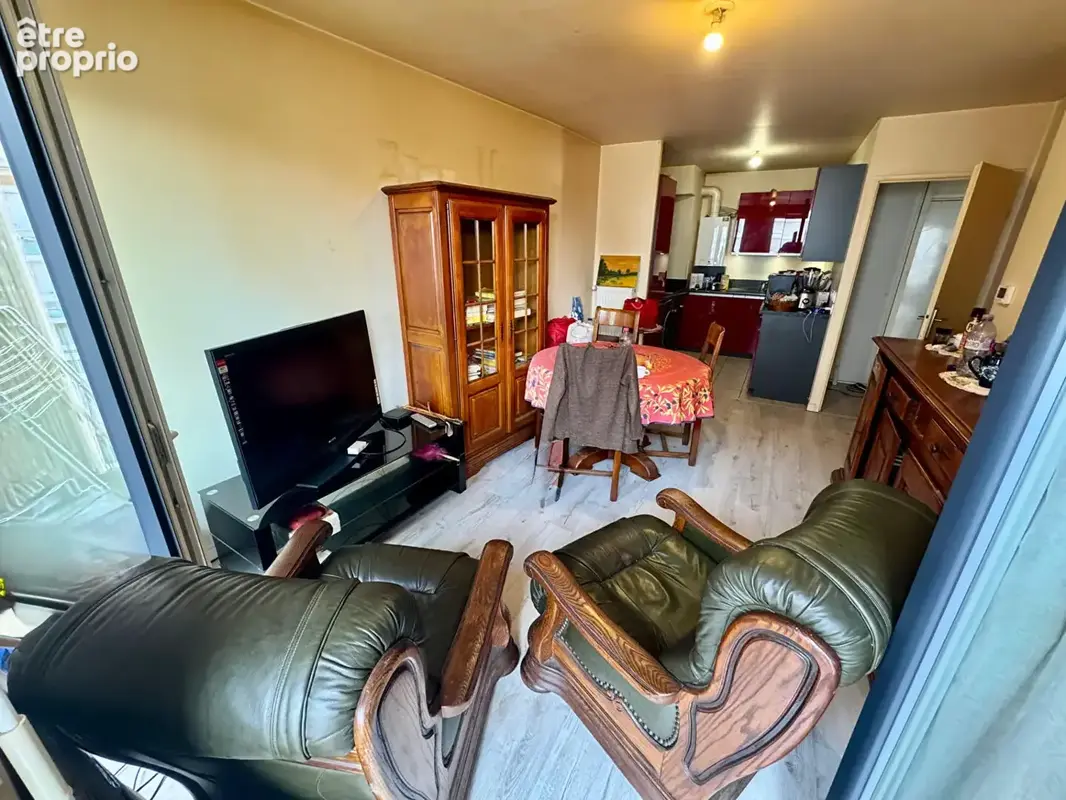 Exclusivité NOISY : T2 - Dernier étage BALCON + PARKING (métro L11) - photo 3