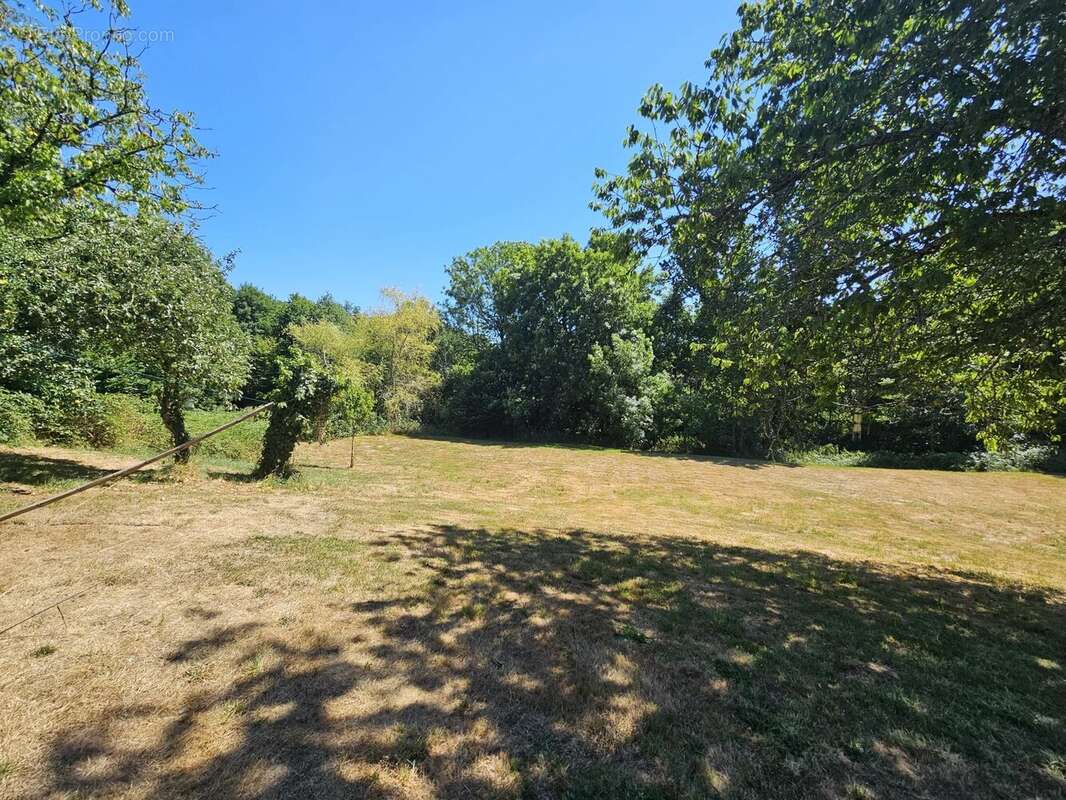 Maison à ROUMAZIERES-LOUBERT