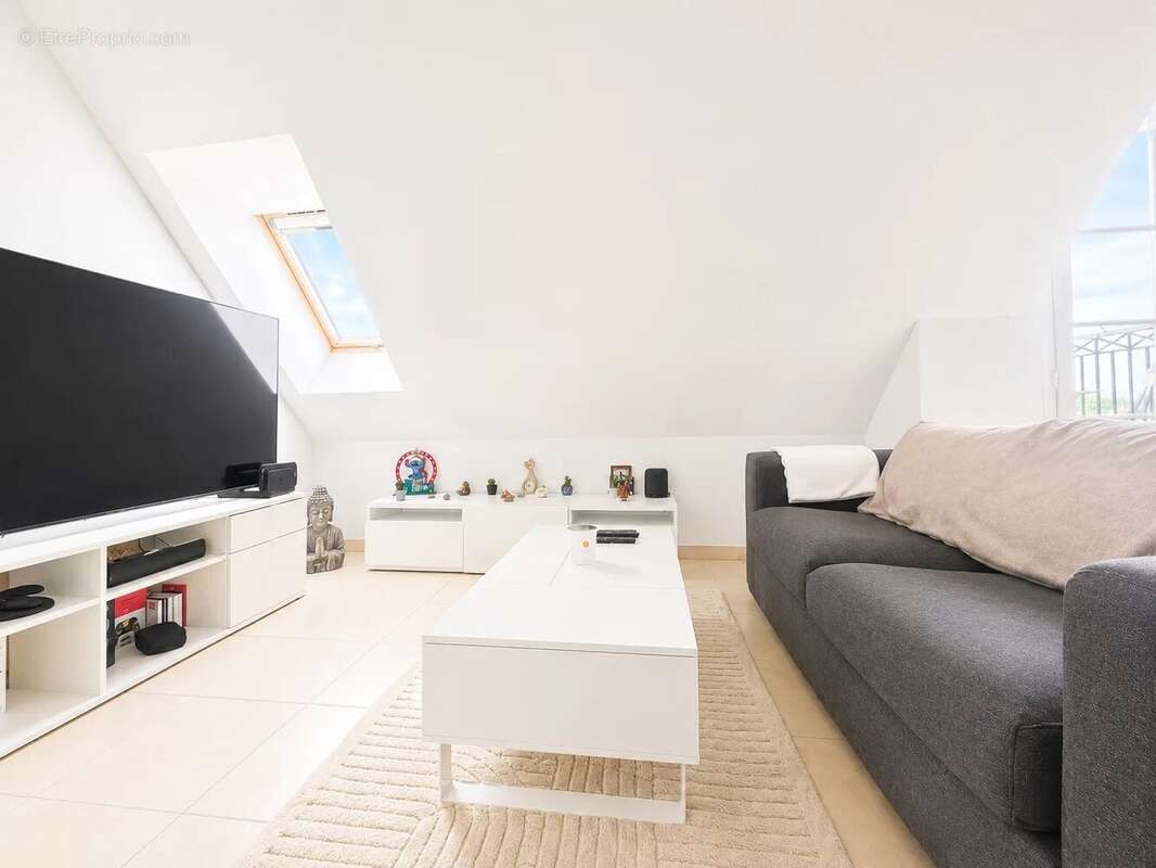 Appartement à FONTENAY-TRESIGNY