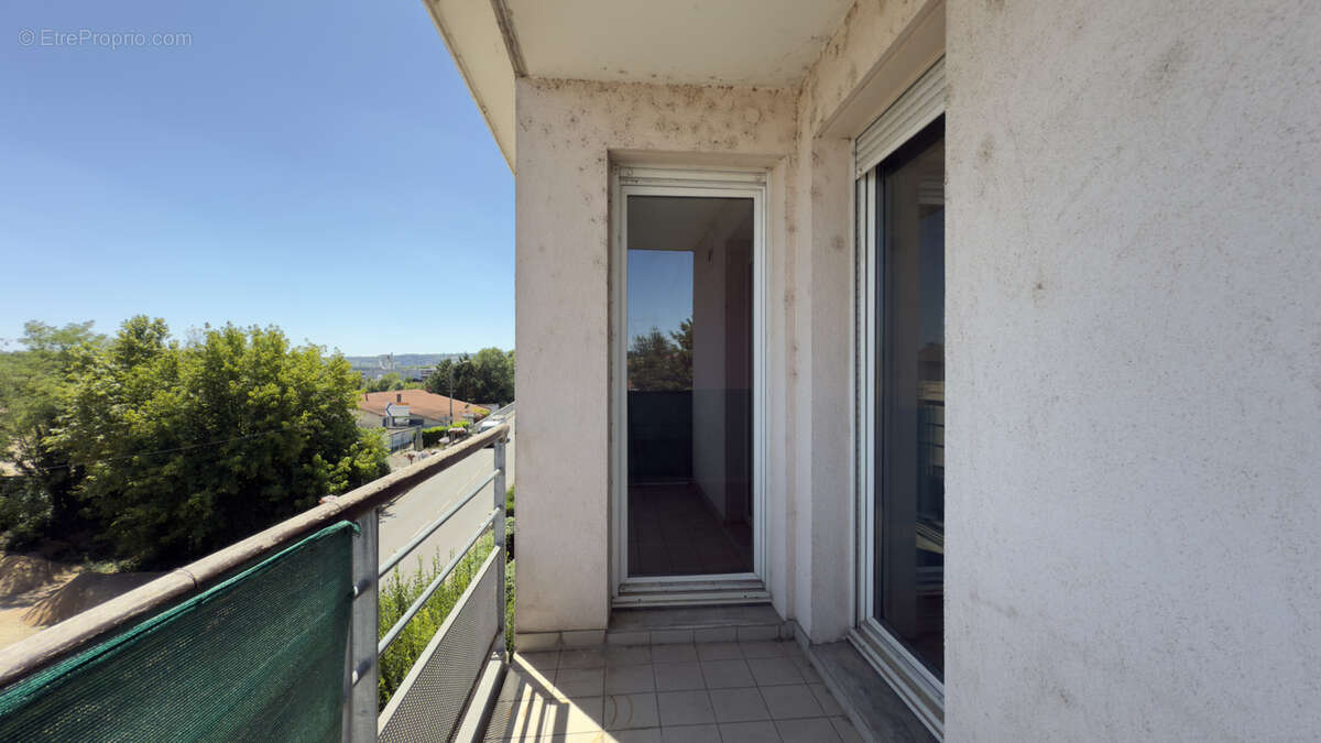 Appartement à JASSANS-RIOTTIER