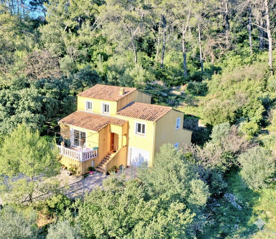 Maison à SOLLIES-TOUCAS