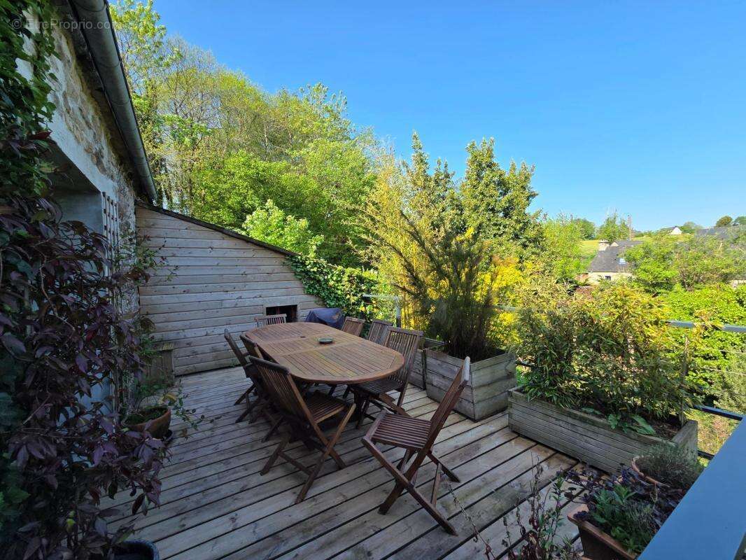 Maison à PLOUNEVEZ-MOEDEC